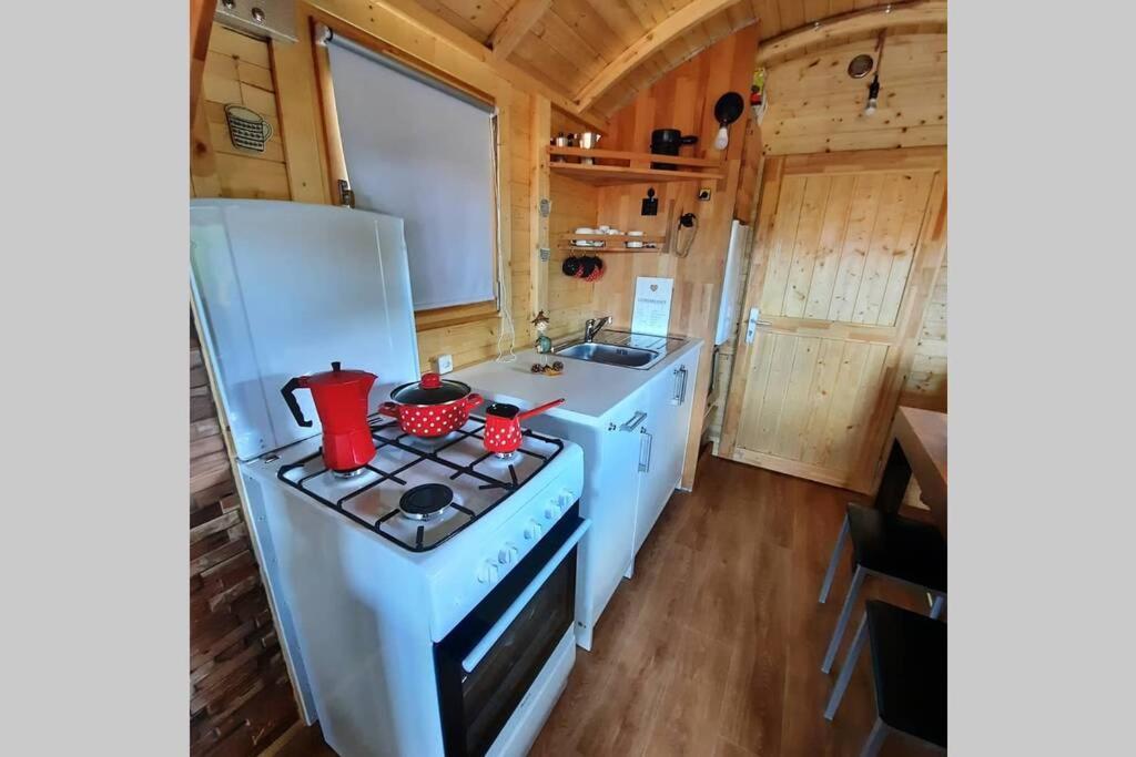 Autarkes Tiny House Mit Rheinblick Apartman Rumikon Kültér fotó