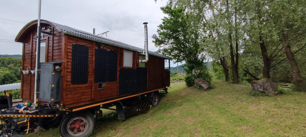 Autarkes Tiny House Mit Rheinblick Apartman Rumikon Kültér fotó